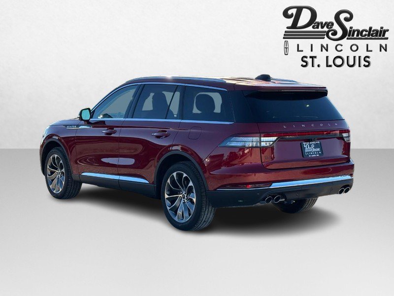 New 2027 Lincoln Aviator AWD image 5