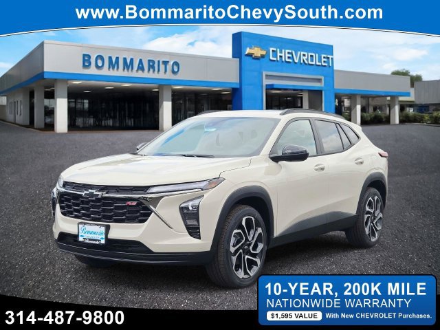 New 2026 Chevrolet Trax RS w/ Sunroof Package FWD image 1