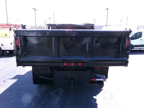 Used 2016 Ford F550 4x4 SuperCab Super Duty image 8