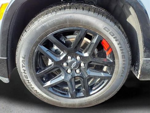 Used 2023 Chevrolet Traverse Premier w/ Redline Edition image 10