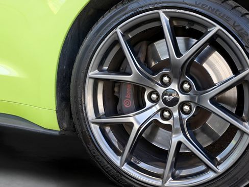 Used 2020 Ford Mustang GT Premium w/ GT Performance Package RWD image 11