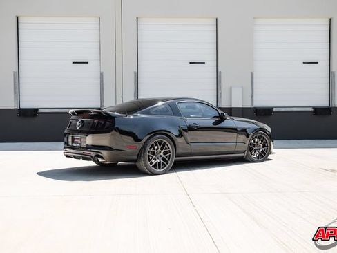 Used 2013 Ford Mustang GT Premium RWD image 22