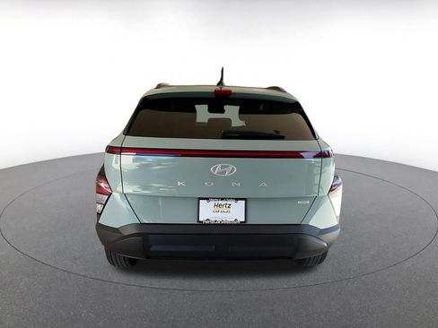 Used 2025 Hyundai Kona SEL image 12