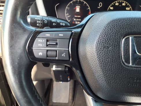 Used 2023 Honda Pilot EX-L image 33