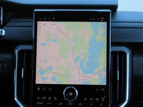 Used 2025 GMC Acadia Elevation image 16