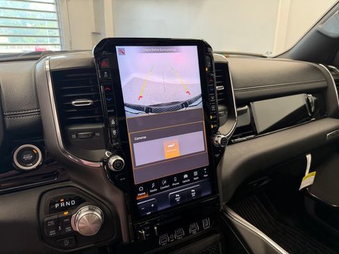 New 2026 RAM 1500 Laramie AWD/4WD image 33