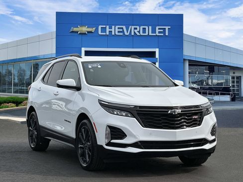 Certified 2024 Chevrolet Equinox RS FWD image 6