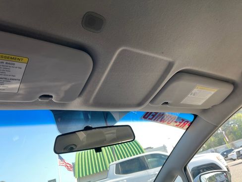 Used 2017 Kia Forte LX image 19