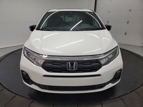 Certified 2025 Honda Odyssey Sport-L image 2