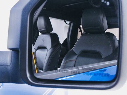 Used 2023 Ford Bronco Badlands image 27