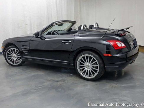 Used 2006 Chrysler Crossfire Convertible RWD image 9