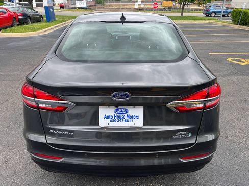 Used 2019 Ford Fusion SEL FWD image 14