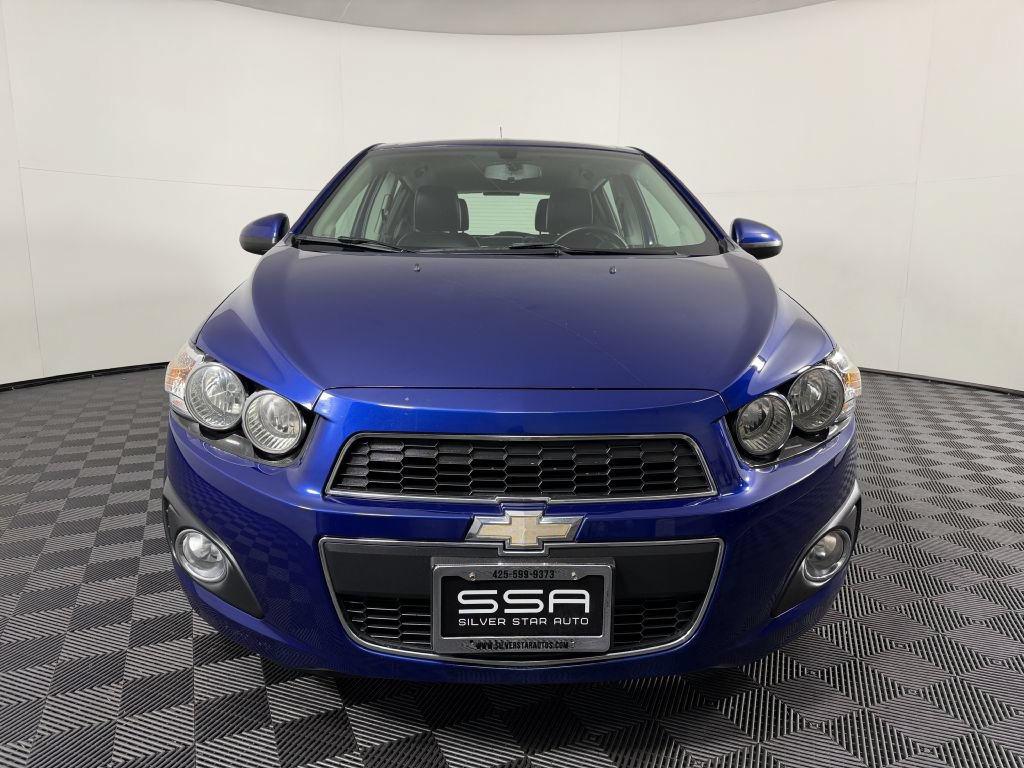 Used 2014 Chevrolet Sonic LTZ FWD image 2