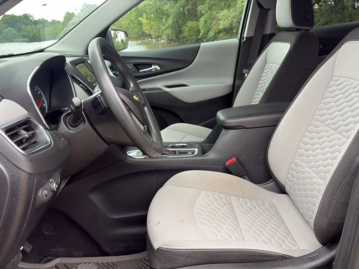 Used 2019 Chevrolet Equinox LS w/ LS Convenience Package FWD image 15