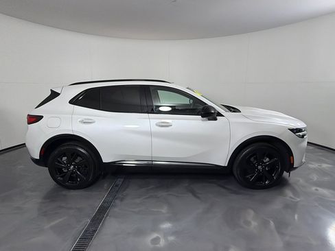 Used 2023 Buick Envision Essence w/ Sport Touring Package FWD image 4