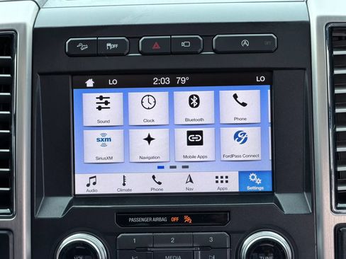 Used 2019 Ford F150 Platinum w/ Equipment Group 701A Luxury image 17