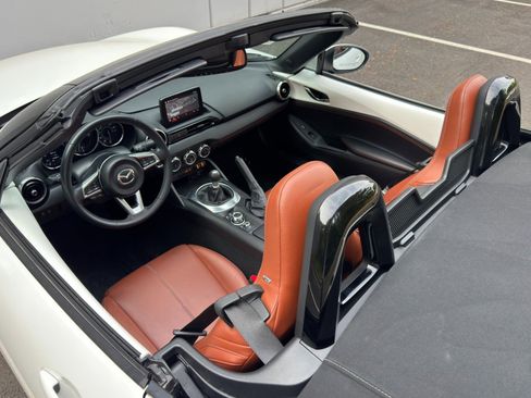 Used 2022 MAZDA MX-5 Miata Grand Touring w/ Appearance Package image 33