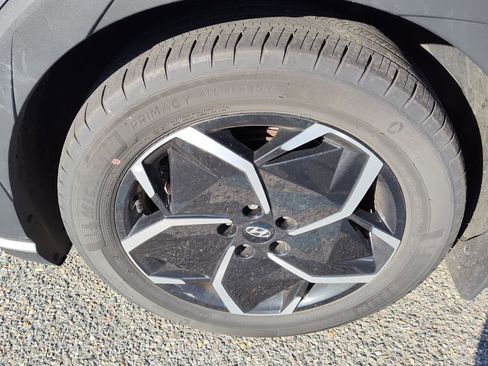 Used 2024 Hyundai Ioniq 5 SEL image 7