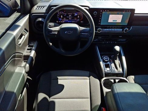 Used 2024 Chevrolet Colorado Trail Boss w/ Technology Package image 14