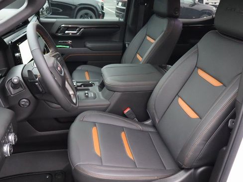 New 2026 GMC Sierra 1500 AT4 w/ AT4 Premium Package AWD/4WD image 13