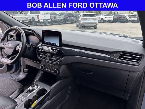Used 2024 Ford Escape ST-Line AWD/4WD image 17