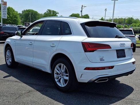 Used 2023 Audi Q5 2.0T Premium w/ Convenience Package AWD/4WD image 4