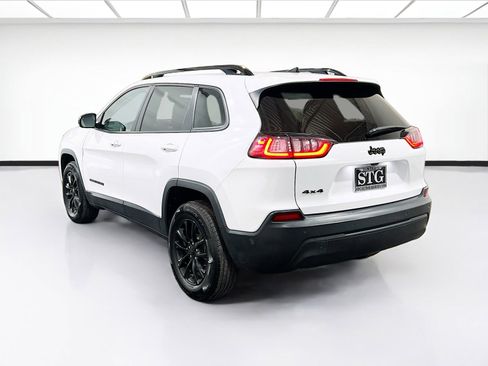 Used 2023 Jeep Cherokee Altitude Lux AWD/4WD image 6