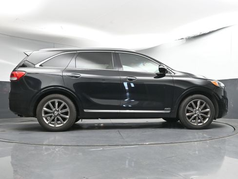 Used 2016 Kia Sorento SX image 25