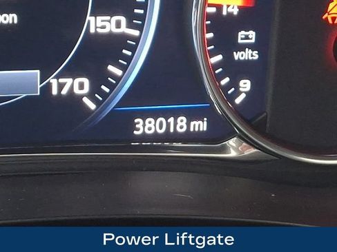 Used 2022 Chevrolet Traverse High Country w/ LPO, Floor Liner Package AWD/4WD image 6