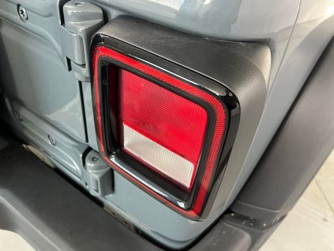 Used 2024 Jeep Wrangler Sport S image 42