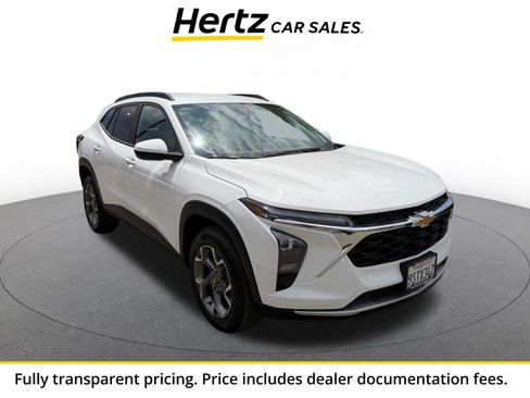 Used 2025 Chevrolet Trax LT w/ LT Convenience Package FWD image 1