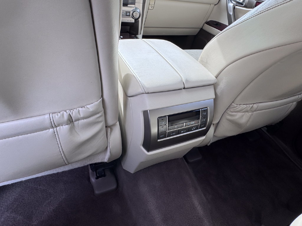 Used 2019 Lexus GX 460 Premium w/ Premium Package AWD/4WD image 35