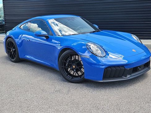 Certified 2026 Porsche 911 Carrera GTS RWD image 3