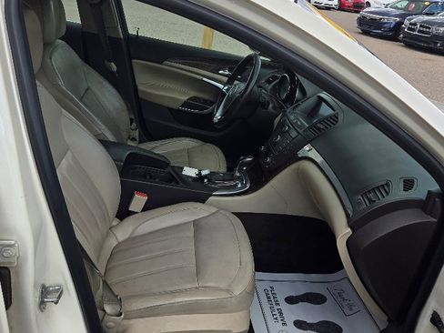 Used 2012 Buick Regal Premium image 15
