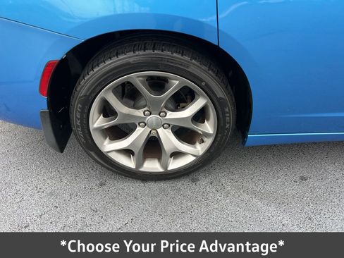 Used 2015 Dodge Charger SXT image 11