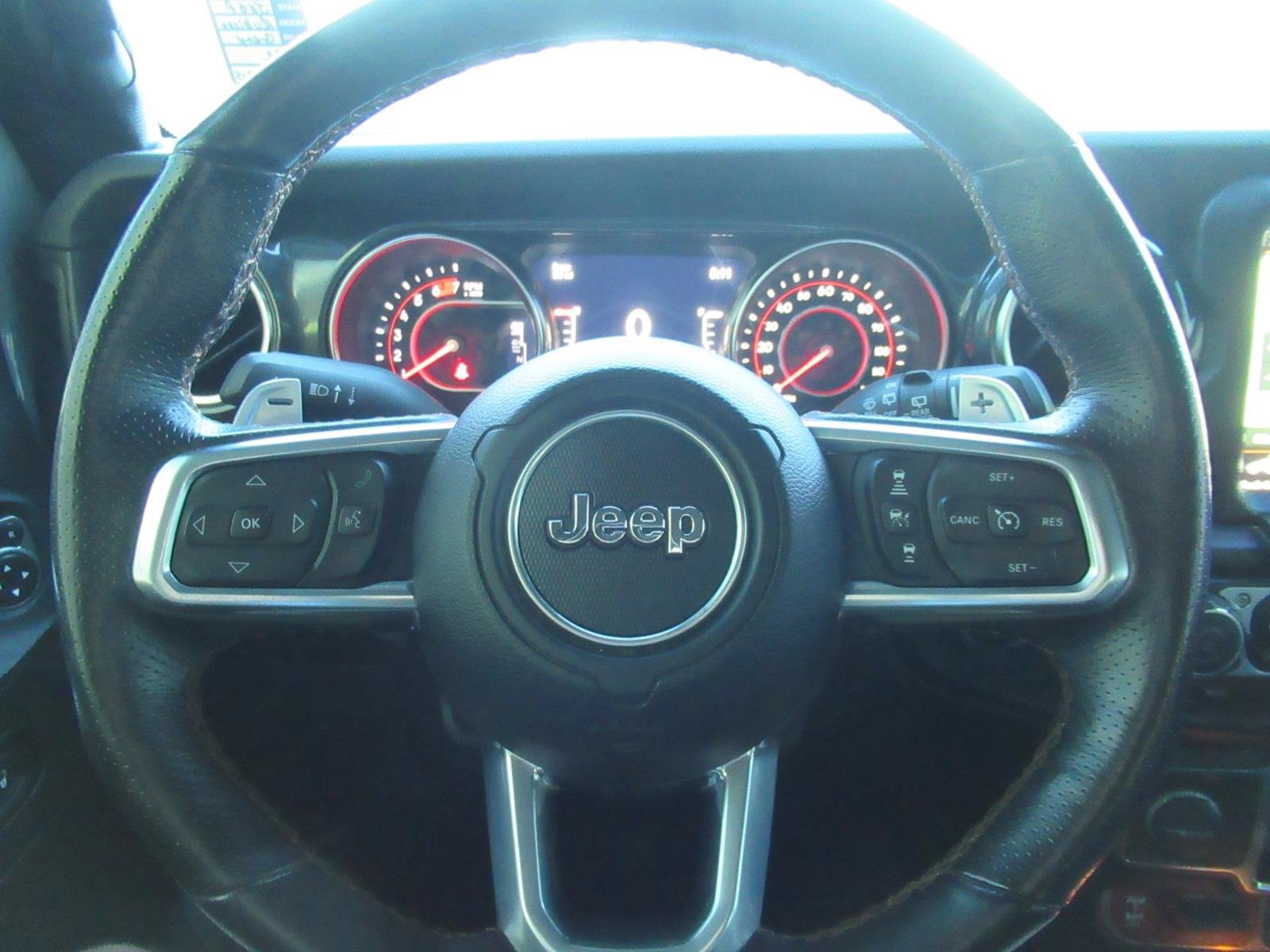 Used 2022 Jeep Wrangler Unlimited Rubicon w/ Dual Top Group AWD/4WD image 24
