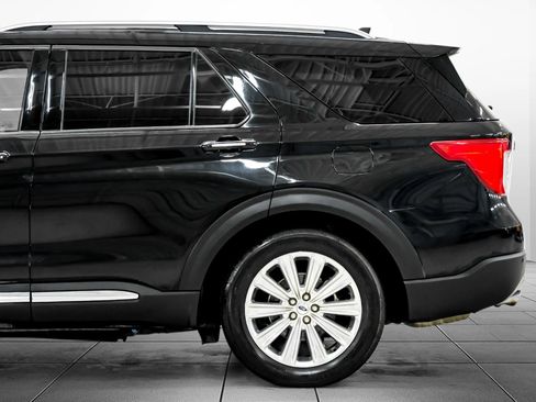 Used 2021 Ford Explorer Limited w/ Equipment Group 301A RWD image 13