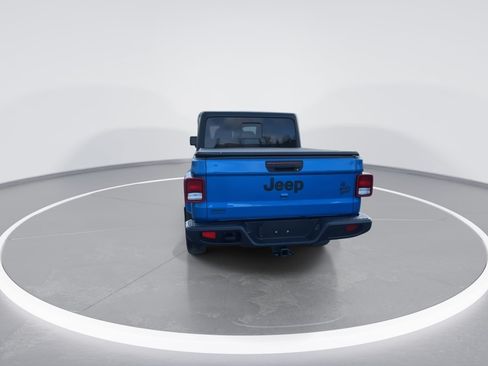 Used 2021 Jeep Gladiator Sport AWD/4WD image 16