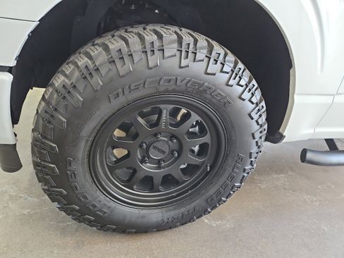 Used 2024 Ford F150 STX image 22