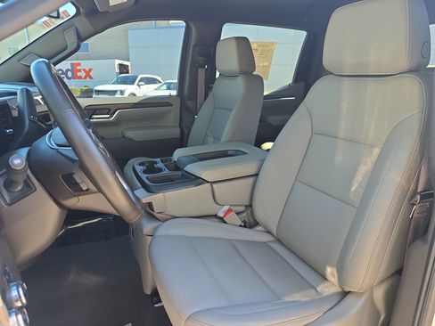 Used 2025 GMC Sierra 1500 SLT RWD image 14