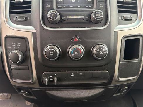 Used 2015 RAM 2500 SLT image 16