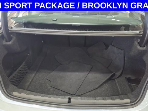 Used 2023 BMW 330i Sedan w/ M Sport Package RWD image 9