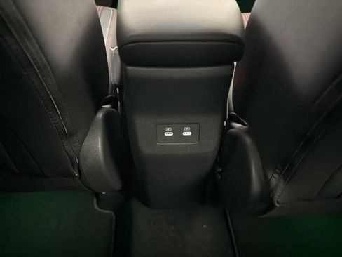 New 2026 Nissan Kicks SR w/ Interior Electronics Package FWD image 21