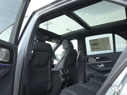 Used 2024 Mercedes-Benz GLE 450e 4MATIC image 24