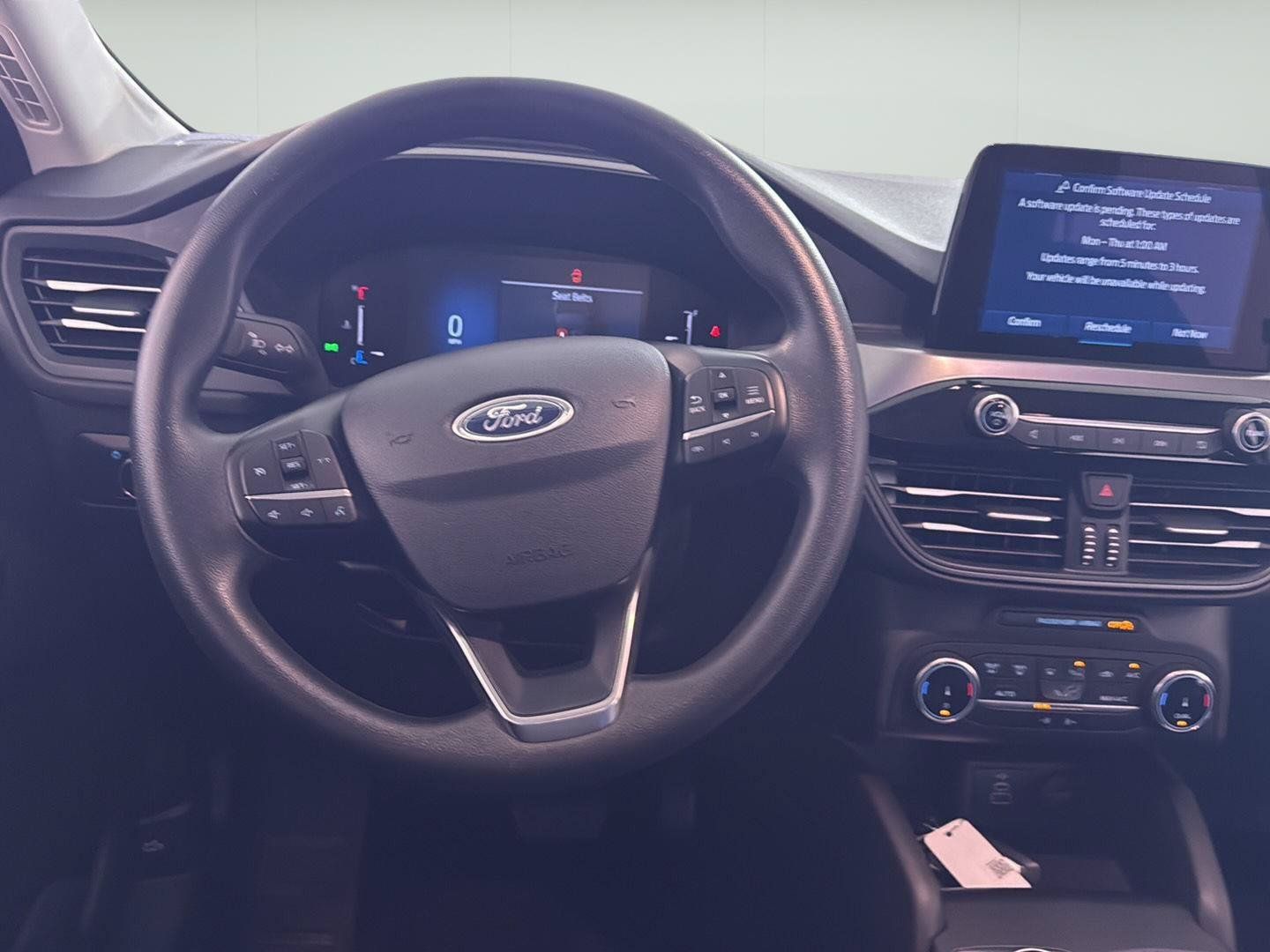 Used 2025 Ford Escape Active AWD/4WD image 12