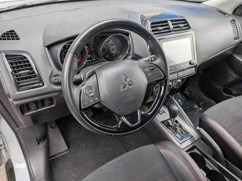 Used 2024 Mitsubishi Outlander Sport SE image 12