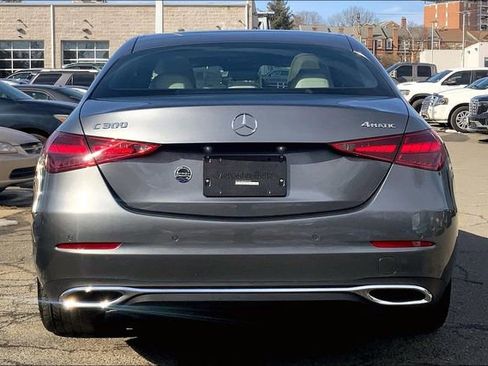 Used 2025 Mercedes-Benz C 300 4MATIC Sedan image 3
