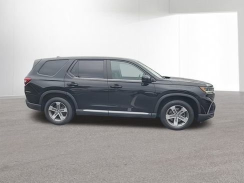 Used 2023 Honda Pilot EX-L image 10