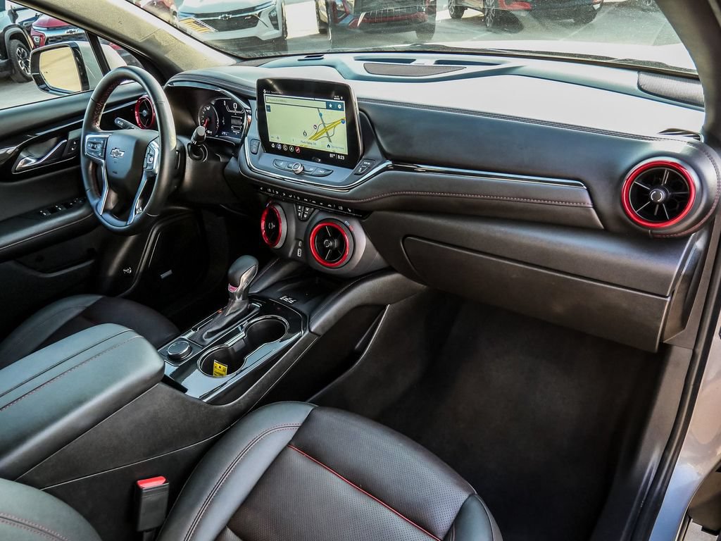 Used 2025 Chevrolet Blazer RS FWD image 19