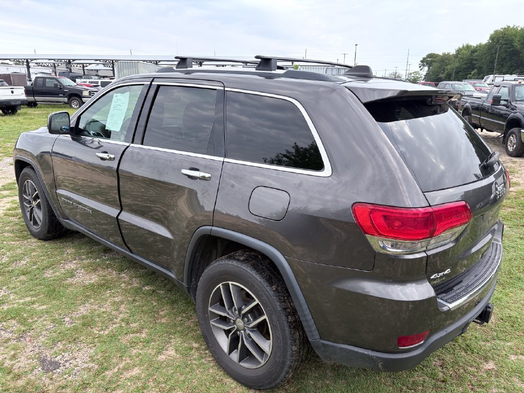 Used 2017 Jeep Grand Cherokee Limited w/ Trailer Tow Group IV AWD/4WD image 13